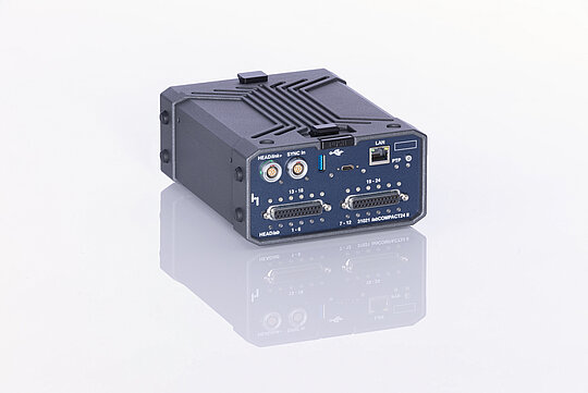 front view of labCOMPACT