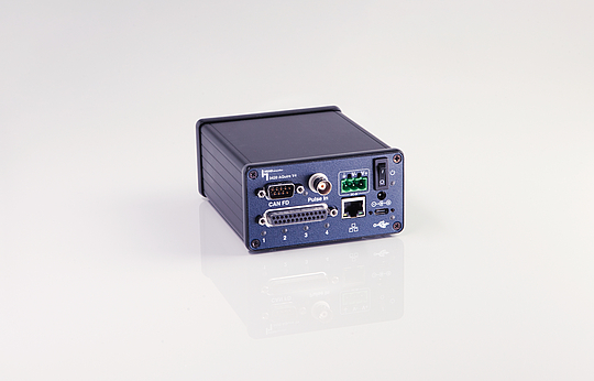 End-of-Line 専用 4チャンネルフロントエンド AQuire V4